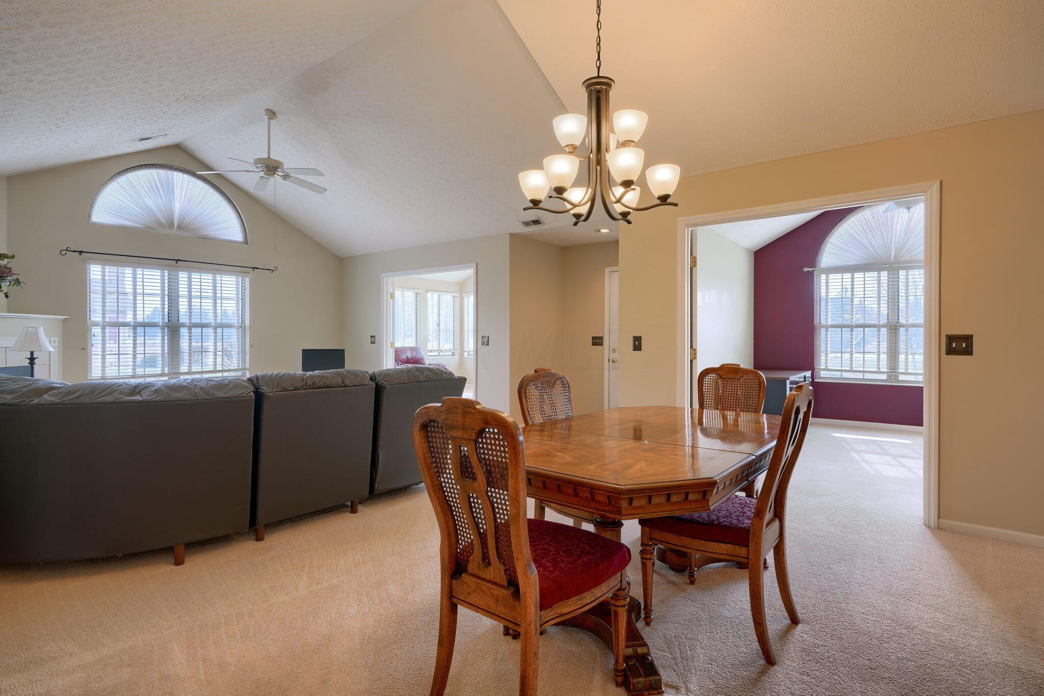 3725 Stoneway Point Powell, OH 43065 - Photo 16 of 54 3725 Stoneway Pt (25)