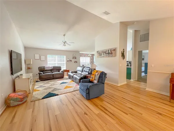 $2,375 | 6725 Southwest 83 Terrace, Gainesville, FL 32608