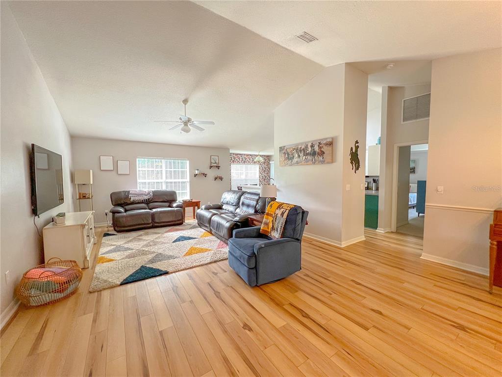 6725 Southwest 83 Terrace Gainesville, FL 32608 - Photo 2 of 16
