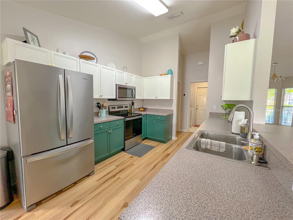 6725 Southwest 83 Terrace Gainesville, FL 32608 - Photo 4 of 16