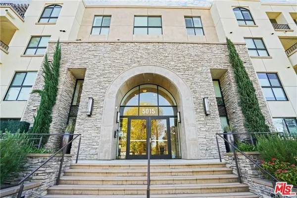 $849,900 | 5015 Balboa Boulevard, Unit 103, Encino, CA 91316