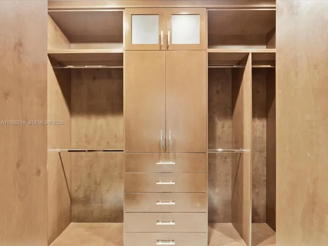 $11,500 | 21151 Northeast 22nd Court, Miami, FL 33180