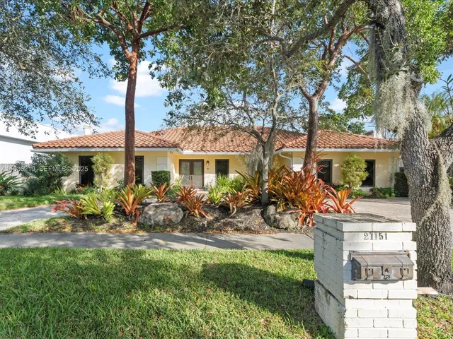 $11,500 | 21151 Northeast 22nd Court, Miami, FL 33180