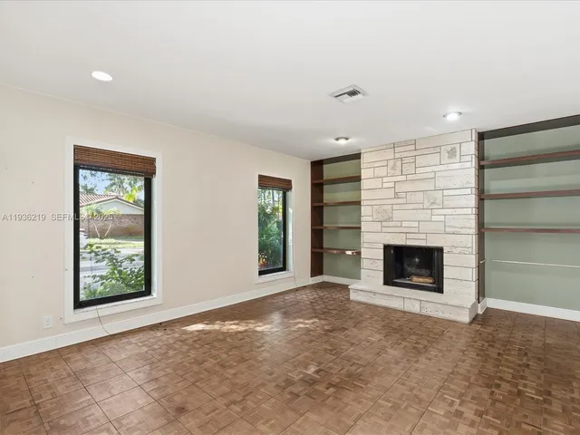 $11,500 | 21151 Northeast 22nd Court, Miami, FL 33180