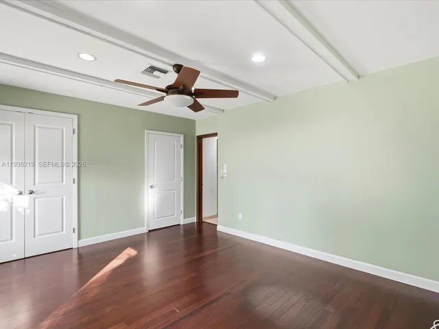 $11,500 | 21151 Northeast 22nd Court, Miami, FL 33180