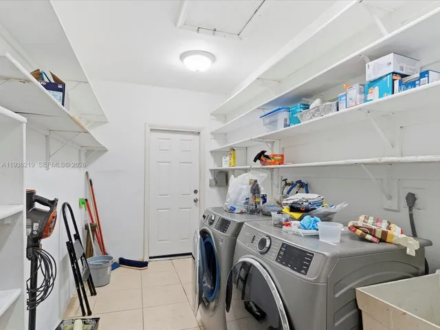 $11,500 | 21151 Northeast 22nd Court, Miami, FL 33180