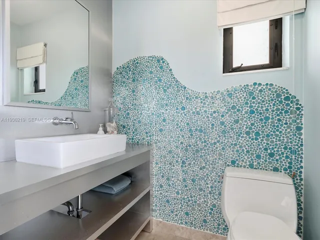 $11,500 | 21151 Northeast 22nd Court, Miami, FL 33180