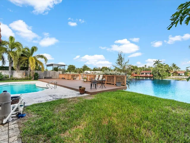 $11,500 | 21151 Northeast 22nd Court, Miami, FL 33180