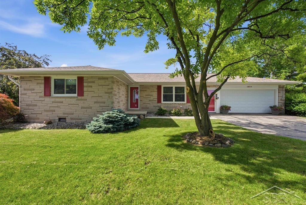 1804 Midland Road Bay City, MI 48706 - Photo 1 of 26