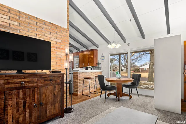 $114,900 | 17 Rose Court, Pekin, IL 61554