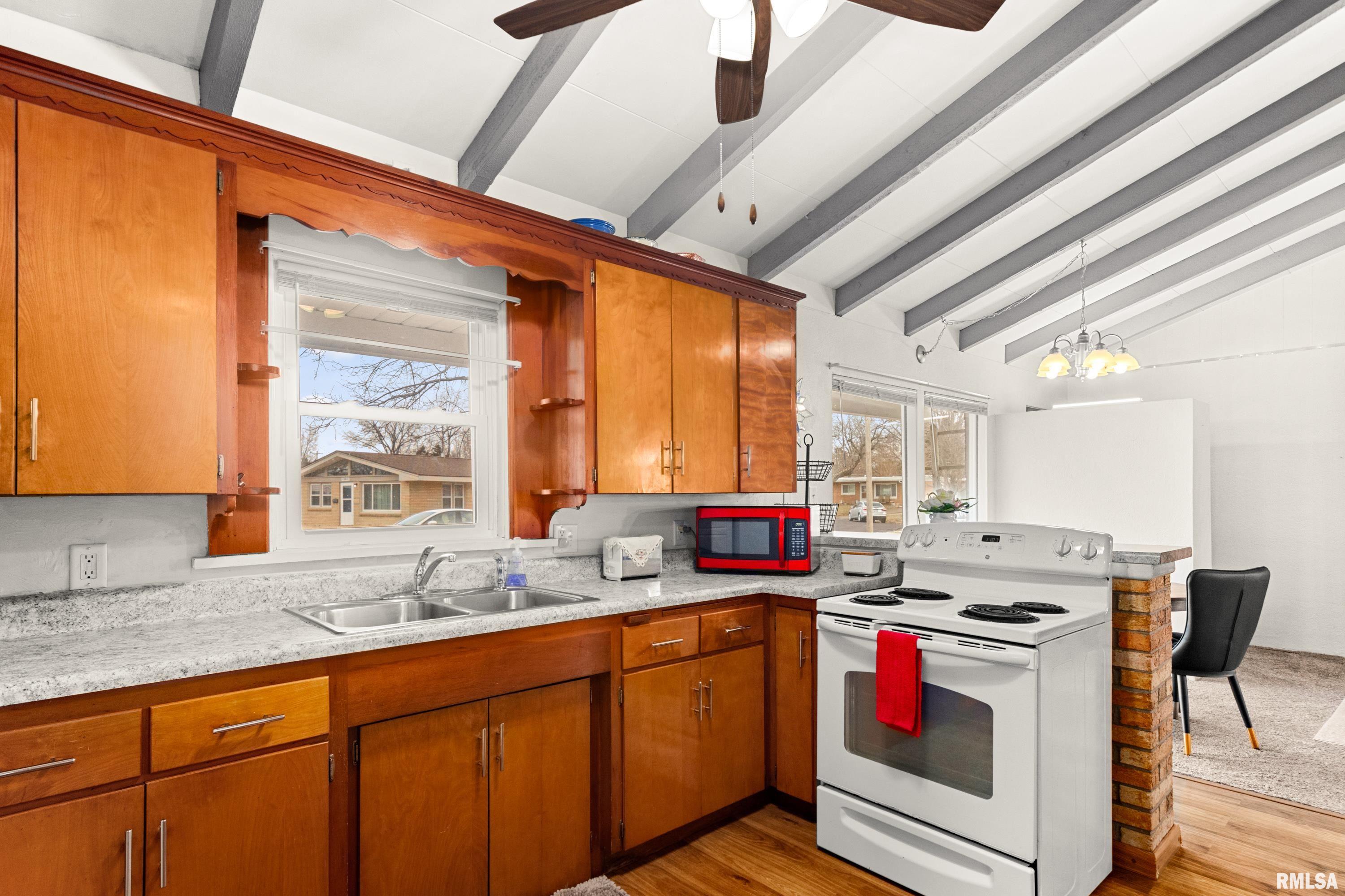 17 Rose Court Pekin, IL 61554 - Photo 16 of 30