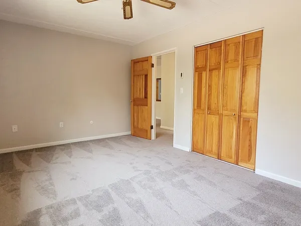 $1,975 | 49 Windsor Drive, Unit 201, Holliston, MA 01746