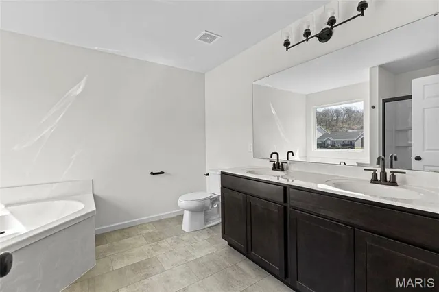 $473,920 | 1049 Bloomfield Drive, Eureka, MO 63025