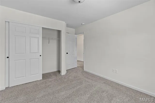 $473,920 | 1049 Bloomfield Drive, Eureka, MO 63025