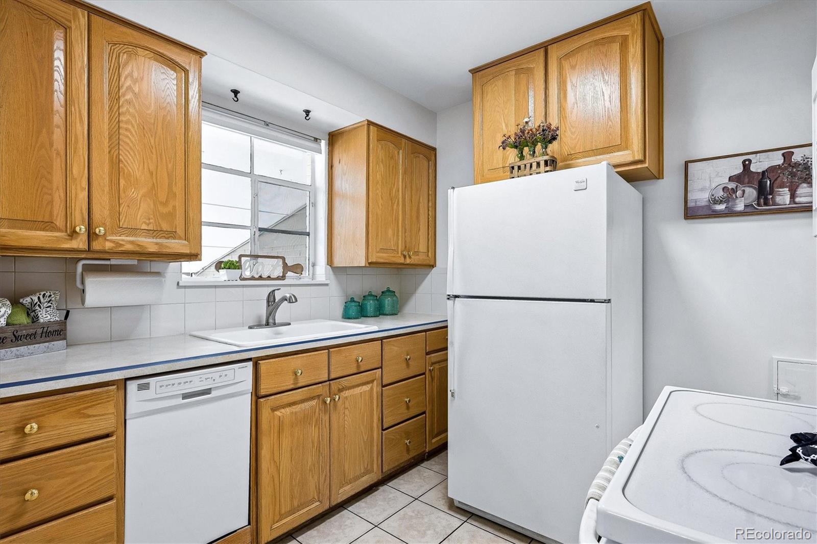 794 Niagara Street Denver, CO 80220 - Photo 10 of 31