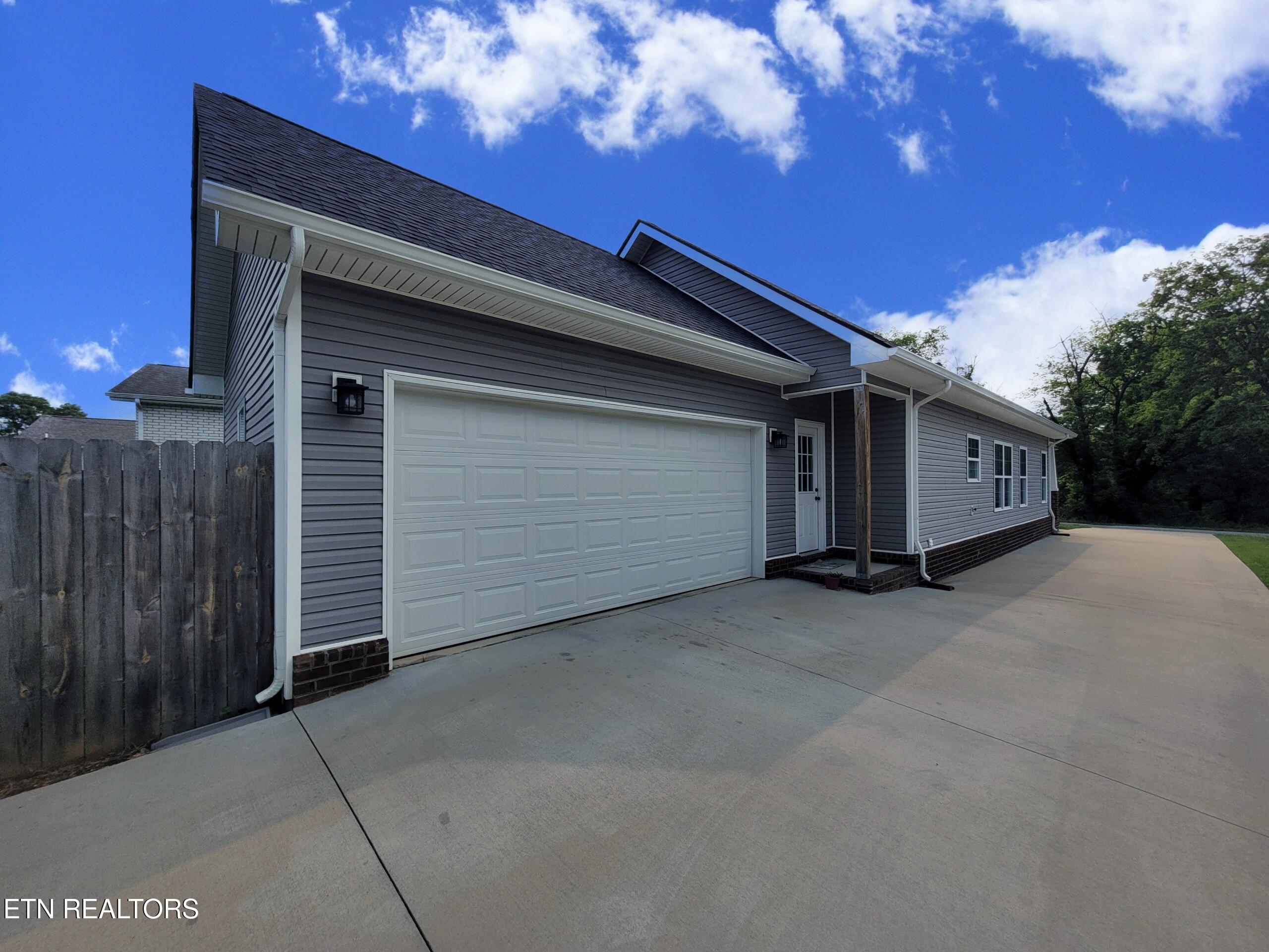471 Cochran Street Alcoa, TN 37701 - Photo 16 of 16 Attach191475_20250531_133020 (1)