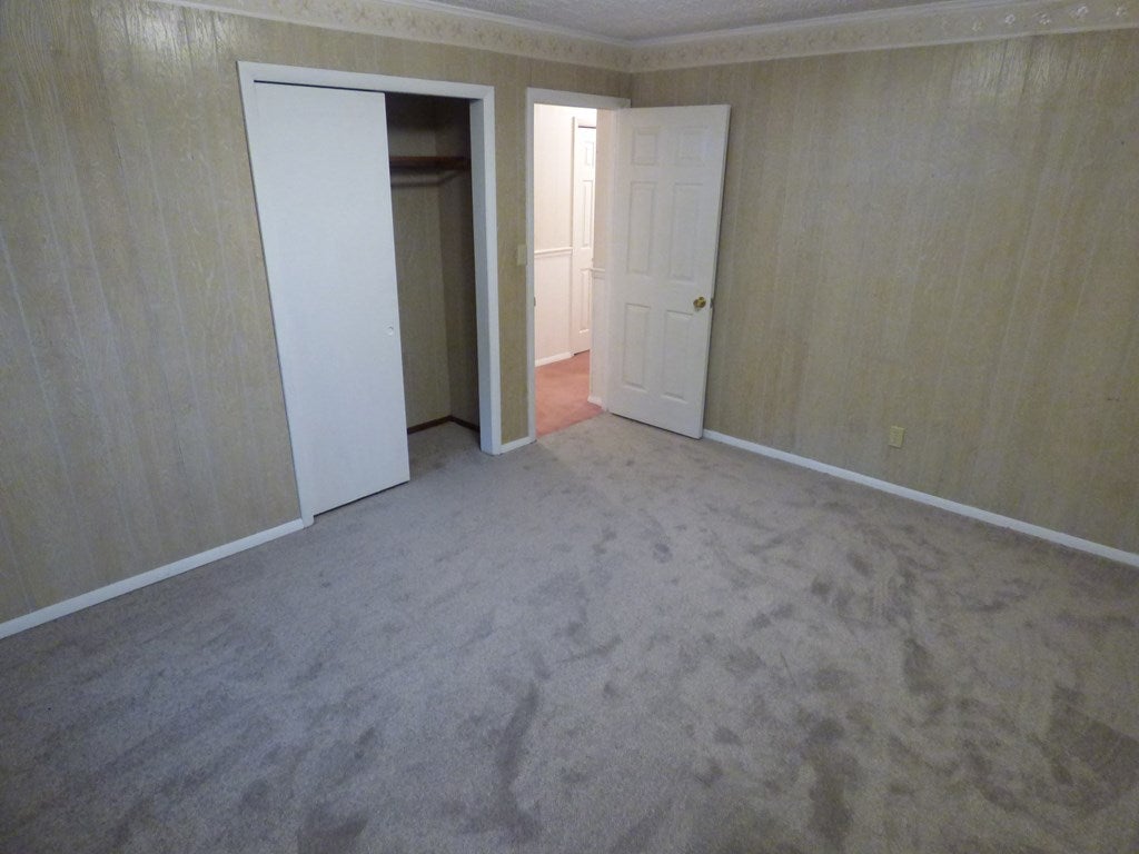 585 Whispering Pines Road Max Meadows, VA 24360 - Photo 21 of 37 Gallery Image 21