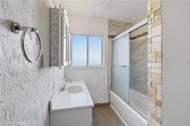 $675,000 | 12318 Halo Drive, Lynwood, CA 90262