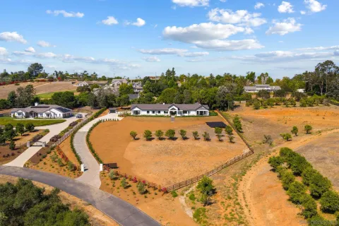 $2,999,000 | 5120 Creek Oak Drive, Fallbrook, CA 92028