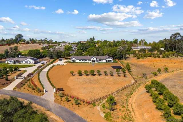$2,999,000 | 5120 Creek Oak Drive, Fallbrook, CA 92028