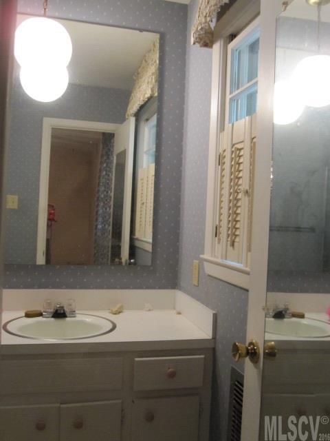 155 Skyline Road Hickory, NC 28601 - Photo 20 of 21 Gallery Image 20