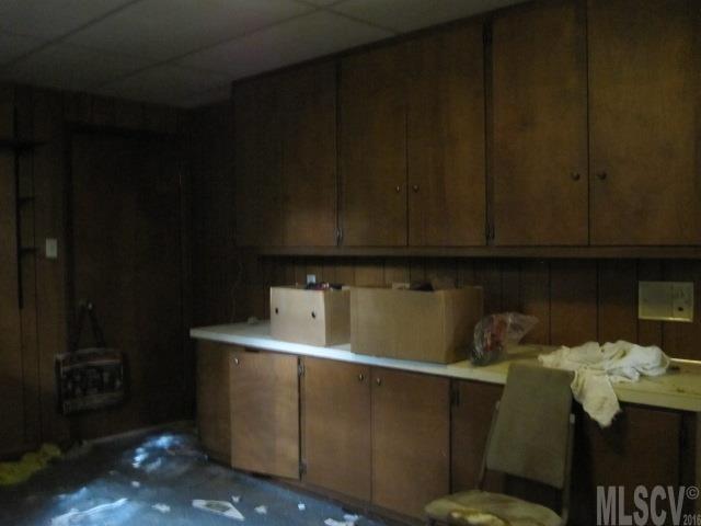 155 Skyline Road Hickory, NC 28601 - Photo 4 of 21 Gallery Image 4