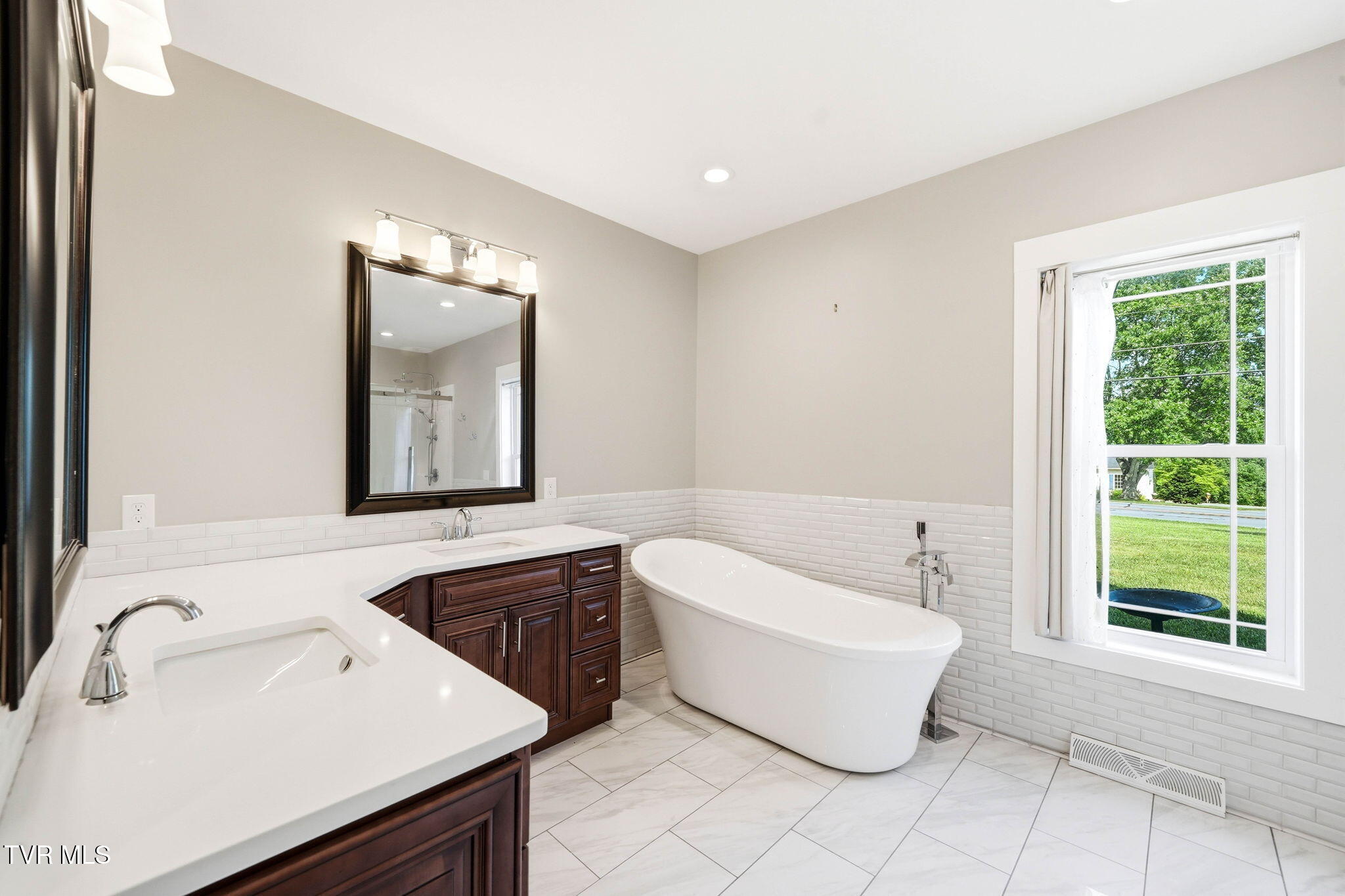 3901 Leaf Point Kingsport, TN 37663 - Photo 20 of 65 3901 Leaf Point