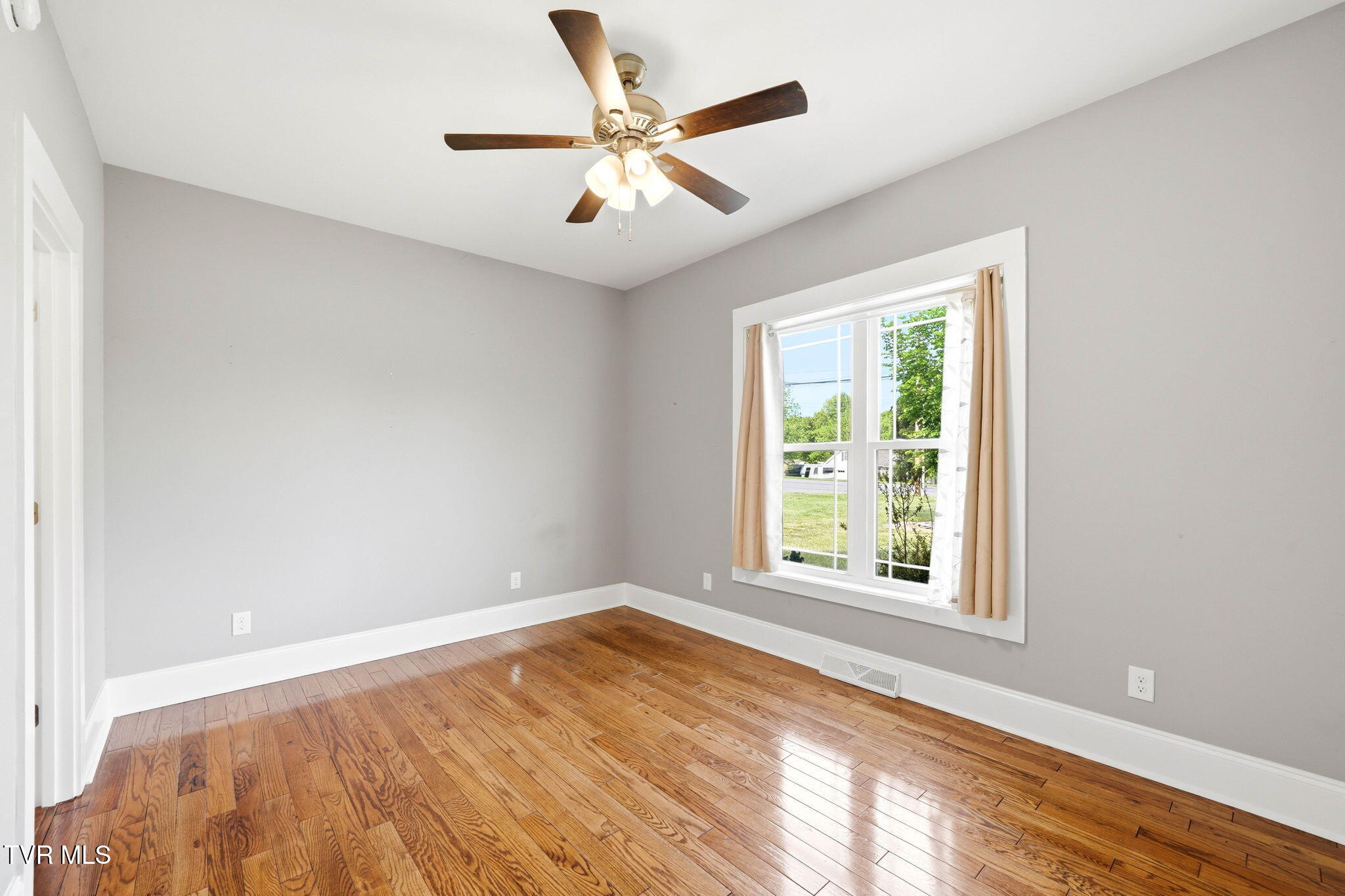 3901 Leaf Point Kingsport, TN 37663 - Photo 25 of 65 3901 Leaf Point