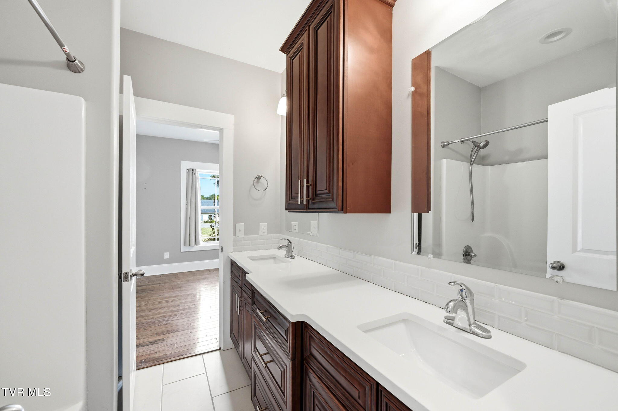 3901 Leaf Point Kingsport, TN 37663 - Photo 27 of 65 3901 Leaf Point