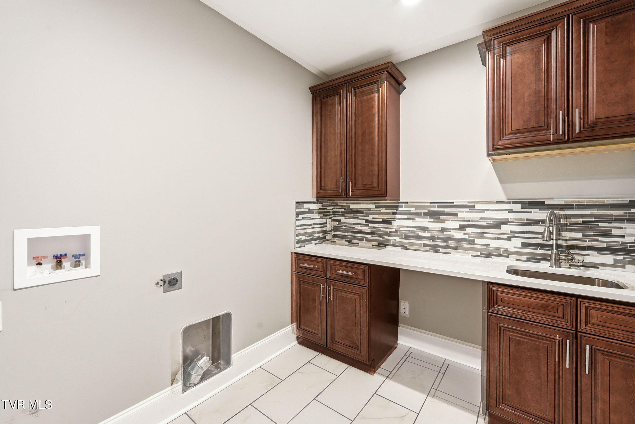 3901 Leaf Point Kingsport, TN 37663 - Photo 30 of 65 3901 Leaf Point