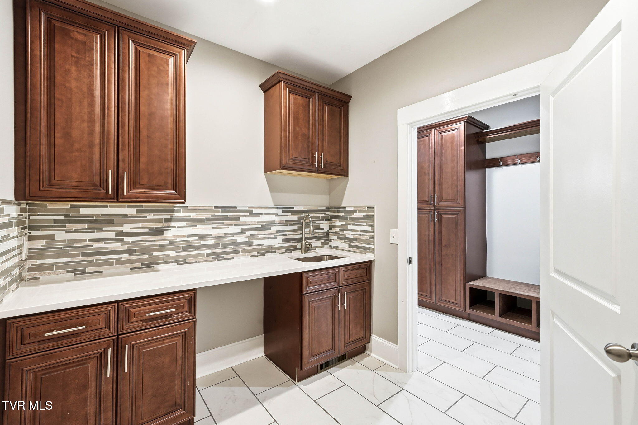 3901 Leaf Point Kingsport, TN 37663 - Photo 31 of 65 3901 Leaf Point