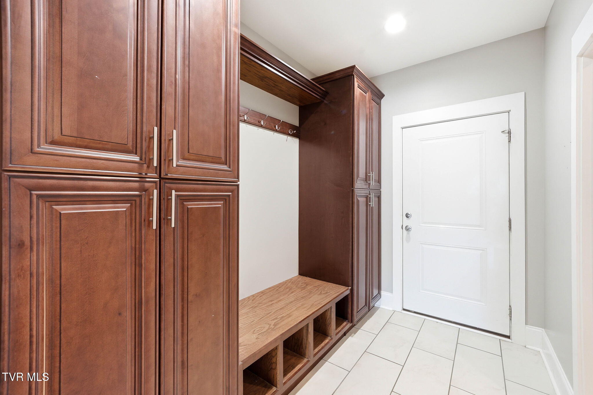 3901 Leaf Point Kingsport, TN 37663 - Photo 32 of 65 3901 Leaf Point