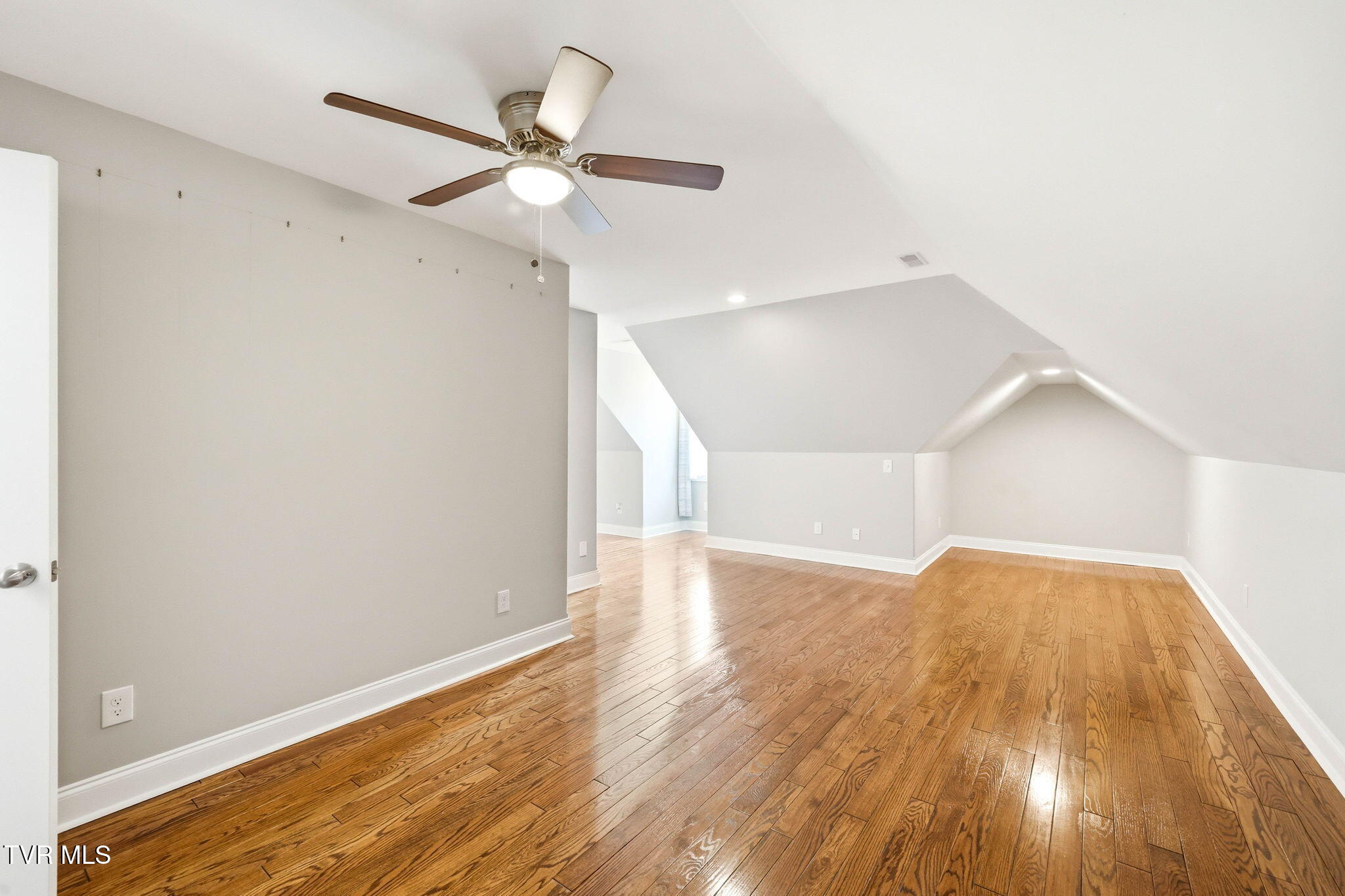 3901 Leaf Point Kingsport, TN 37663 - Photo 44 of 65 3901 Leaf Point