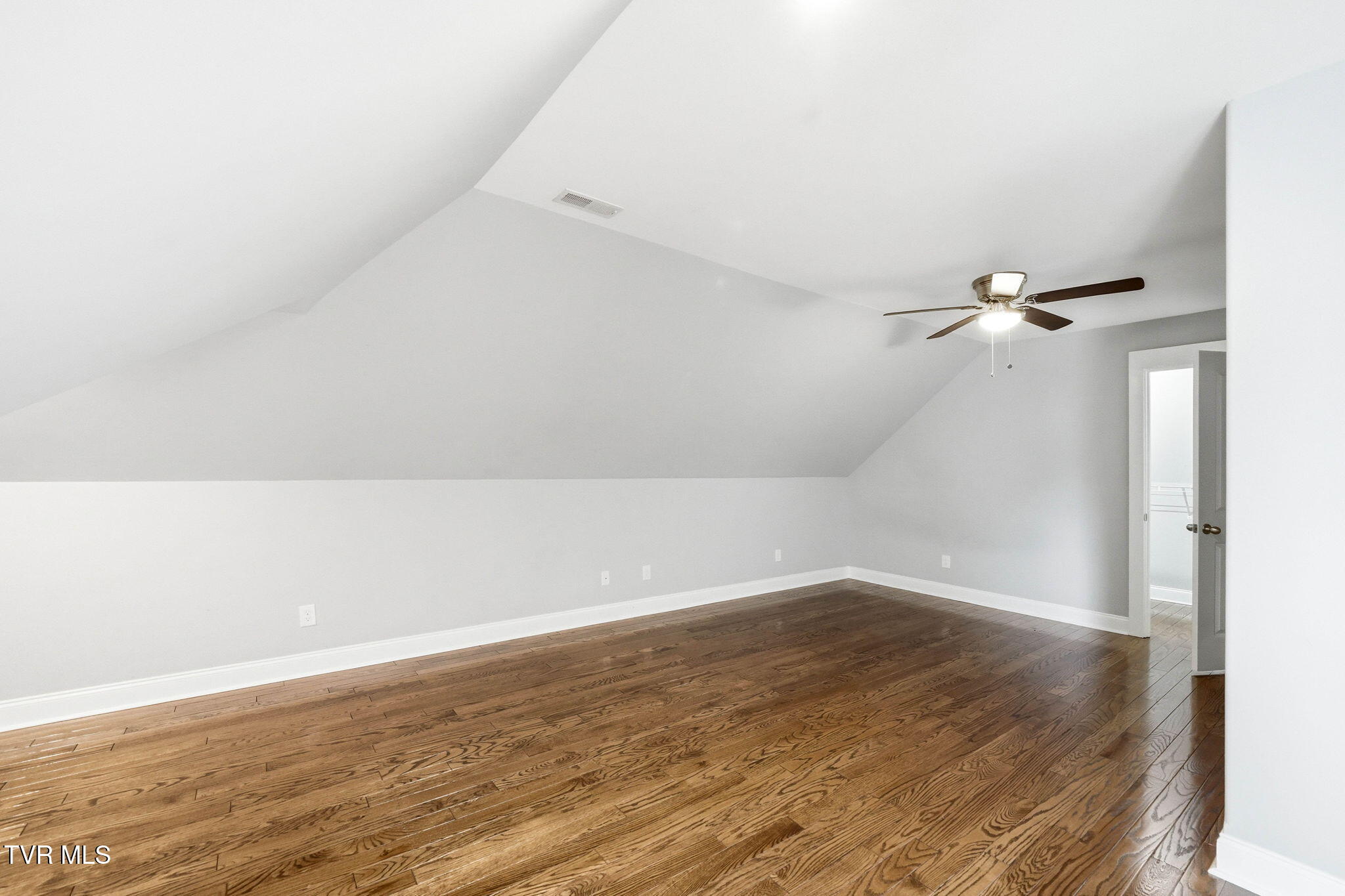 3901 Leaf Point Kingsport, TN 37663 - Photo 47 of 65 3901 Leaf Point