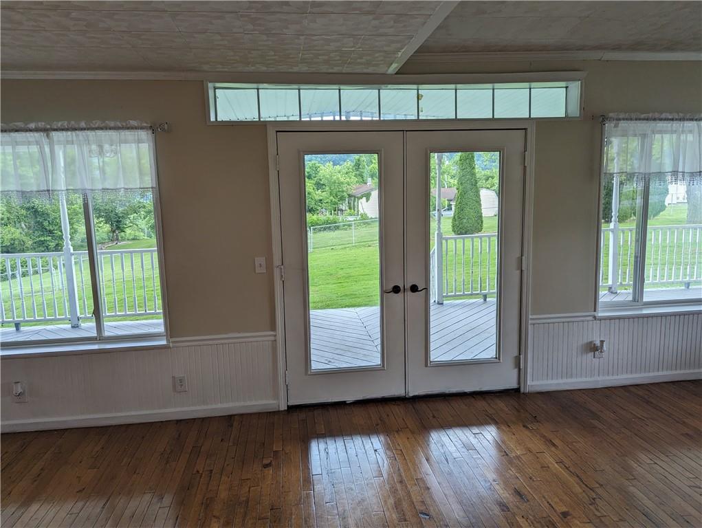 54 Terrace Road Millsboro, PA 15348 - Photo 7 of 40