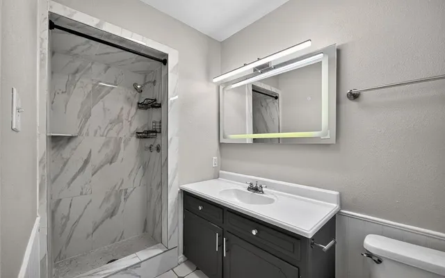 $289,900 | 220 Short Street, Burleson, TX 76028