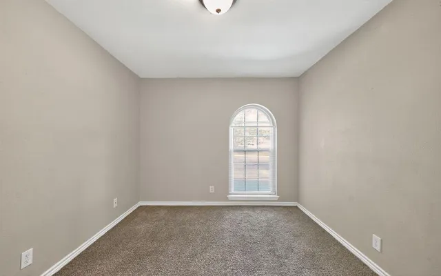 $289,900 | 220 Short Street, Burleson, TX 76028