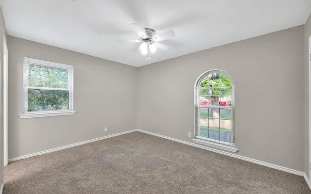 $289,900 | 220 Short Street, Burleson, TX 76028