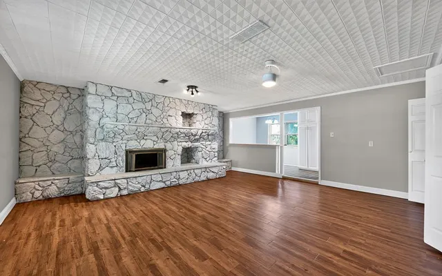 $289,900 | 220 Short Street, Burleson, TX 76028