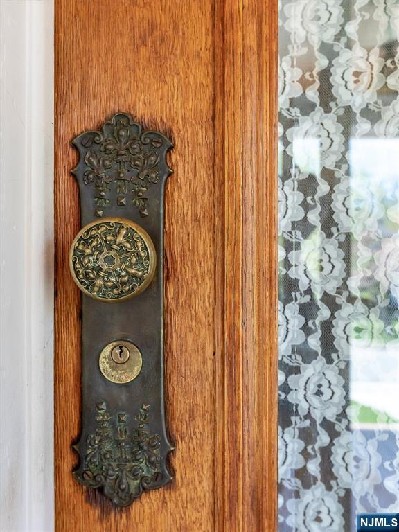 76 Edgemont Road Montclair, NJ 07043 - Photo 4 of 48