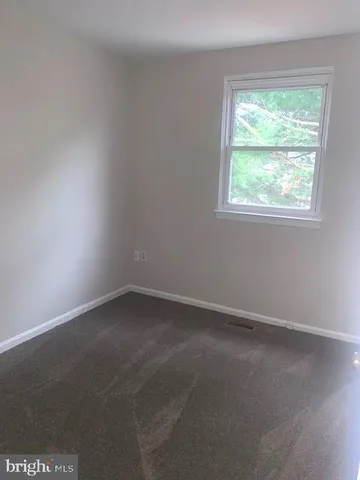 $1,950 | 6425 Continental Drive, Glen Burnie, MD 21061