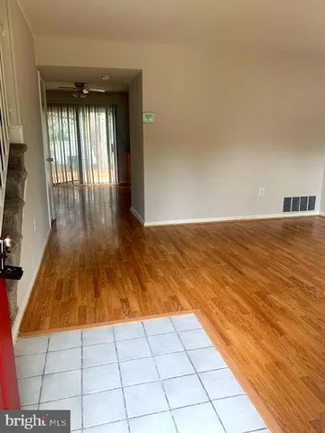 $1,950 | 6425 Continental Drive, Glen Burnie, MD 21061