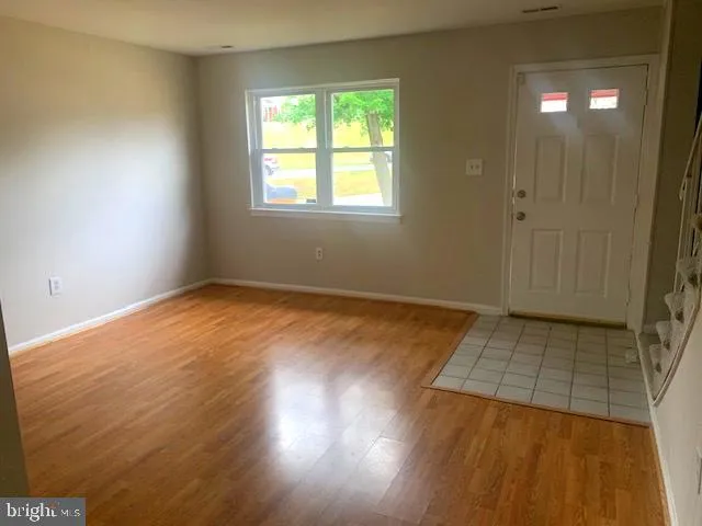 $1,950 | 6425 Continental Drive, Glen Burnie, MD 21061