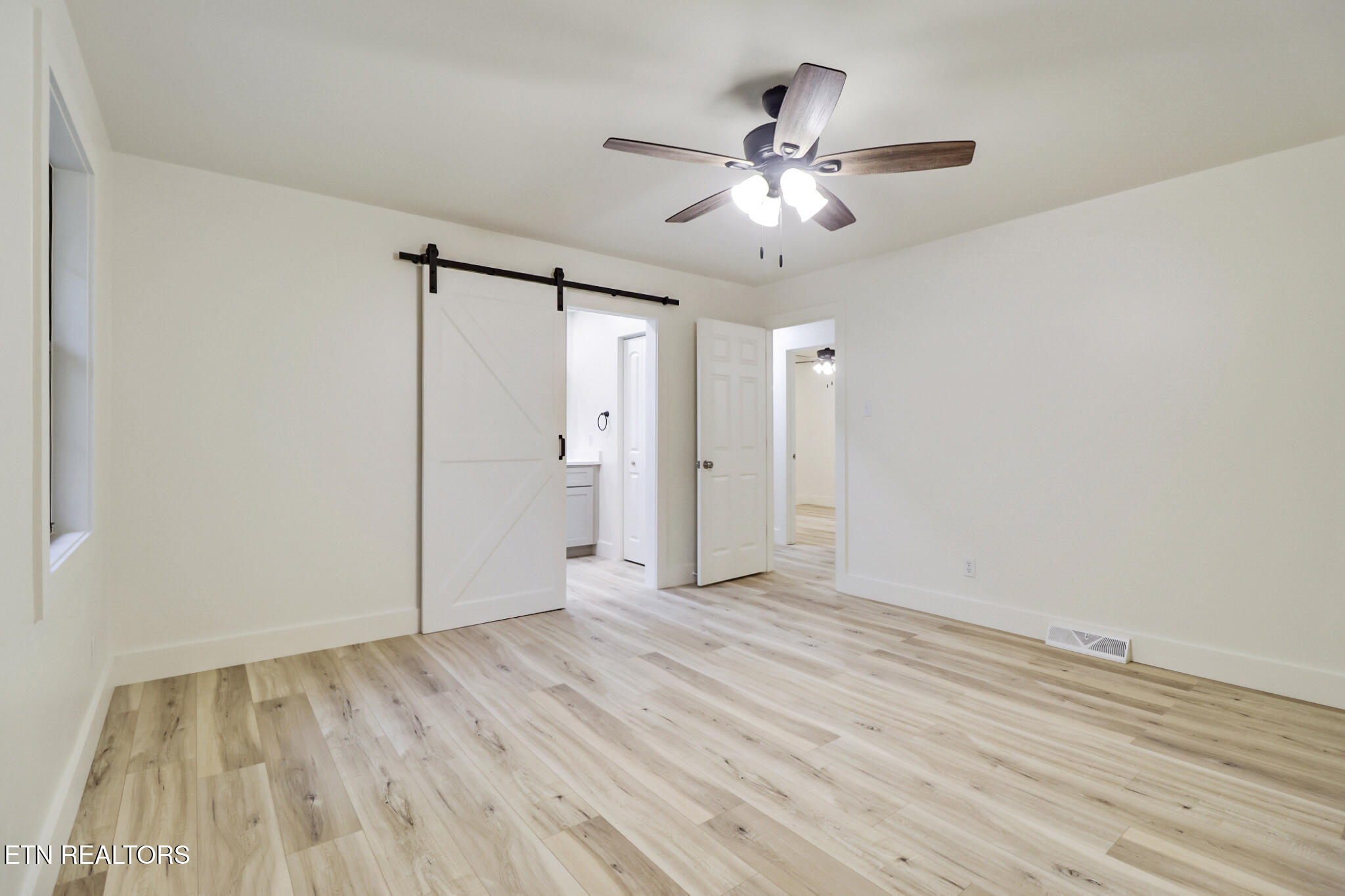 1122 North Shady Ln Loop Clarkrange, TN 38553 - Photo 27 of 38 if1a0508-if1a0512