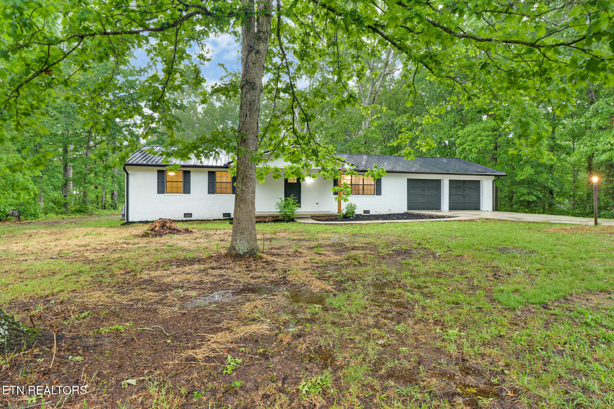 1122 North Shady Ln Loop Clarkrange, TN 38553 - Photo 3 of 38 if1a0548-if1a0552