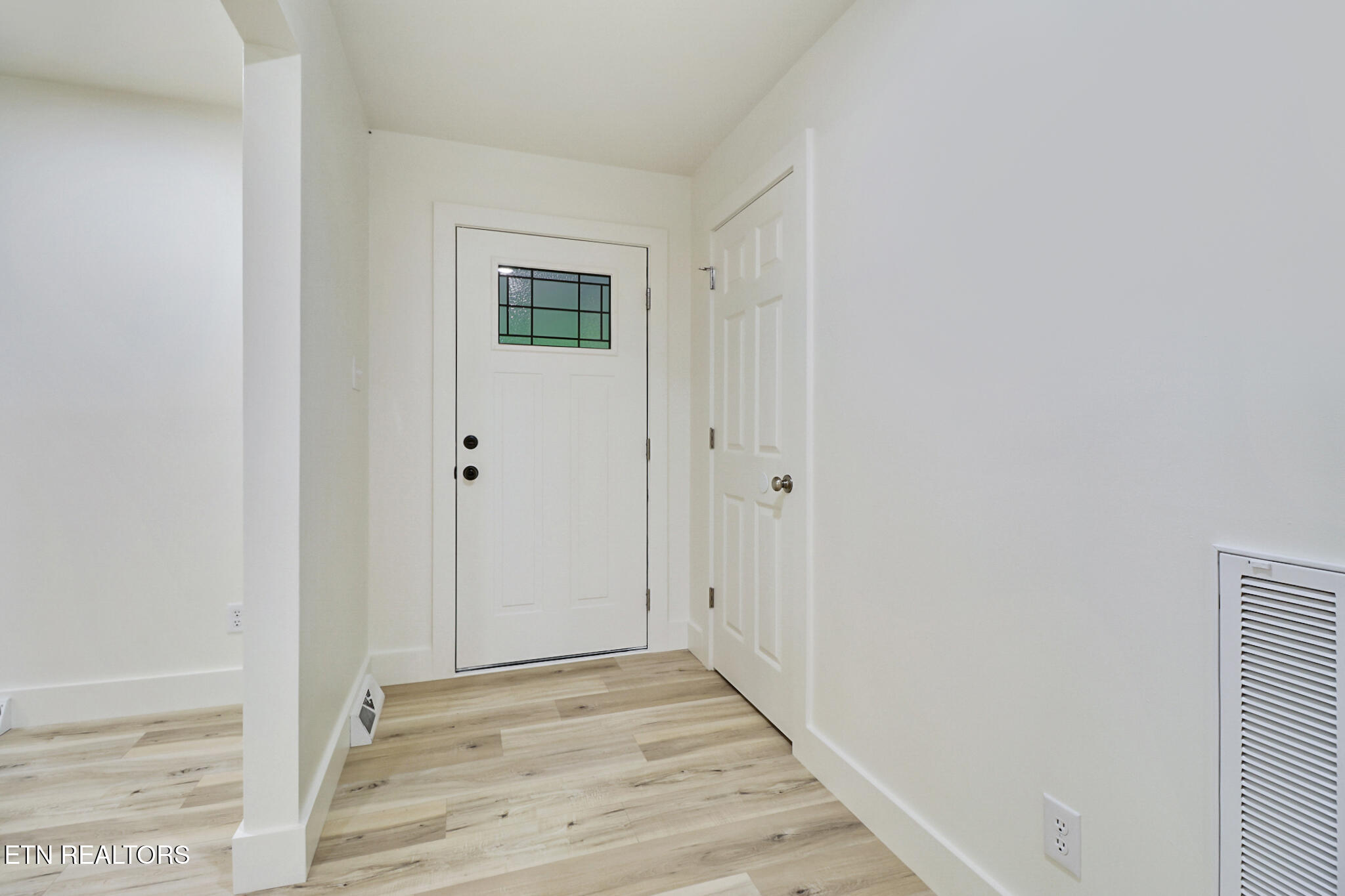 1122 North Shady Ln Loop Clarkrange, TN 38553 - Photo 6 of 38 if1a0418-if1a0422