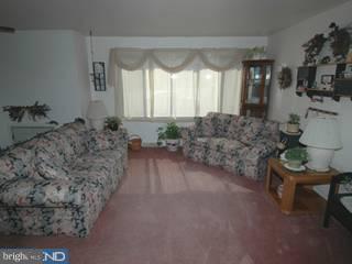 440 Calyn Court Reading, PA 19607 - Photo 2 of 6