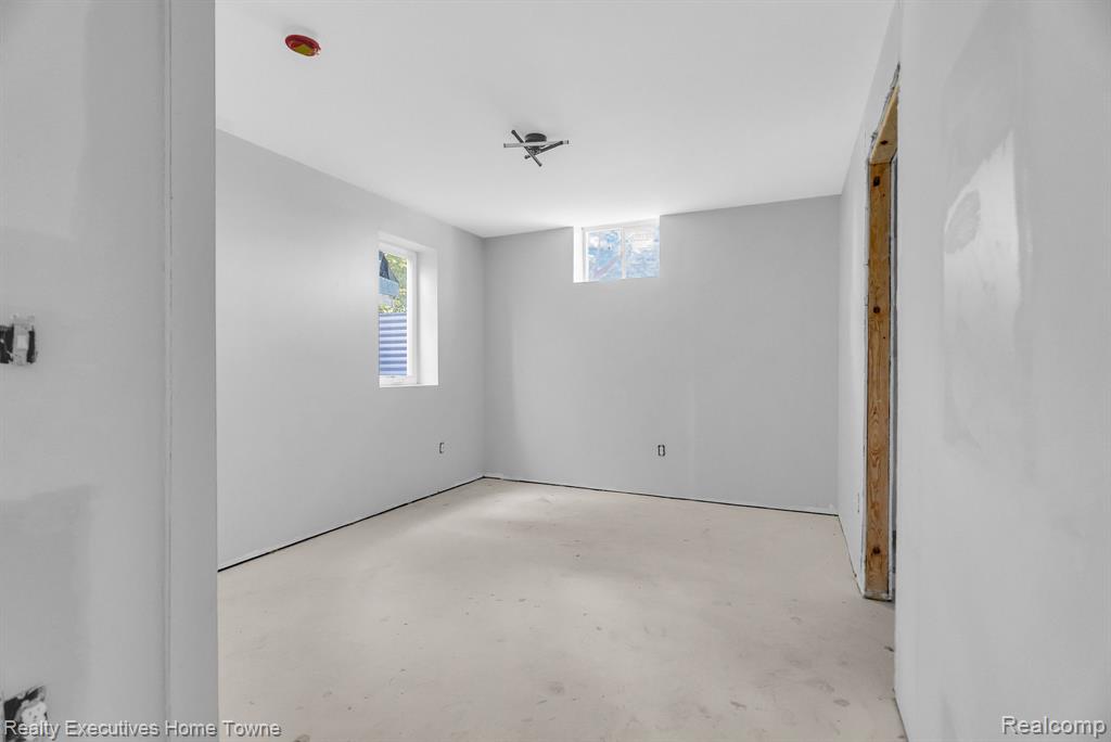 415 Hilton Road Ferndale, MI 48220 - Photo 76 of 76 Gallery Image 76