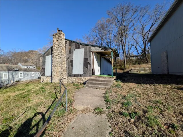 $27,500 | 4231 Park Avenue, Kansas City, MO 64130