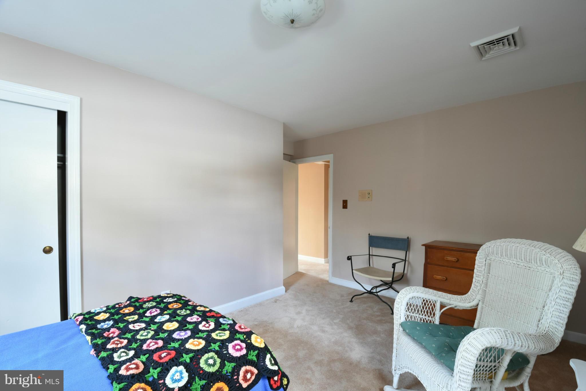 3501 Woodside Road Alexandria, VA 22310 - Photo 19 of 30 Bedroom